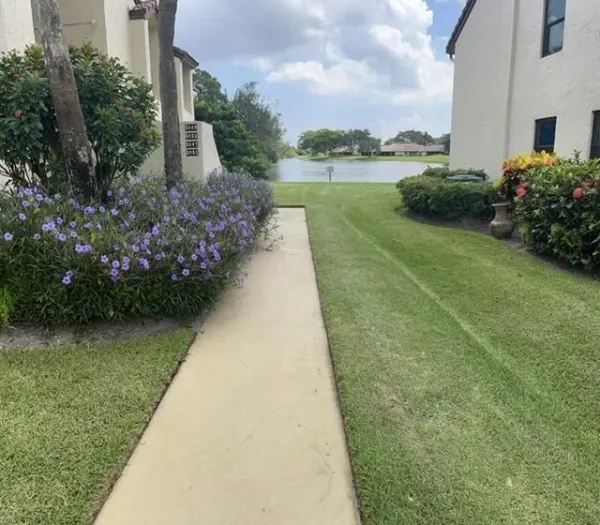 5851 Parkwalk Drive, Boynton Beach, FL 33472