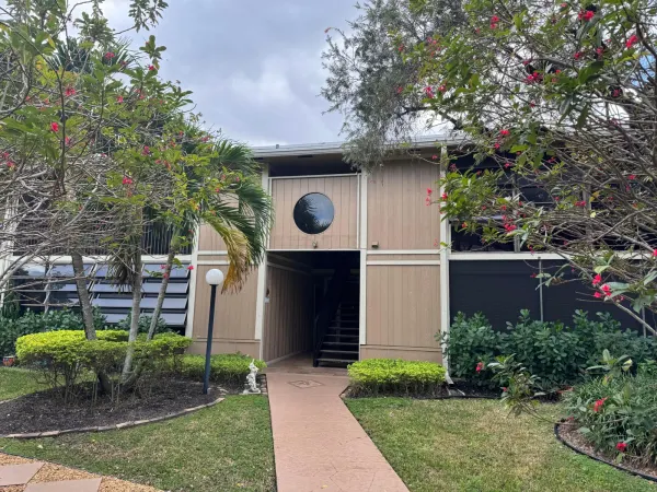 7128 Ashmont Circle Circle 207, Tamarac, FL 33321