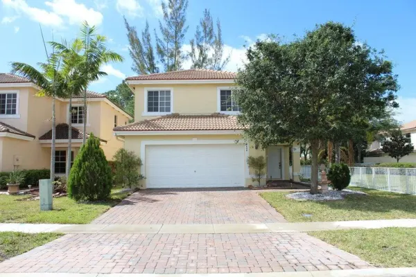 6498 Adriatic Way, West Palm Beach, FL 33413