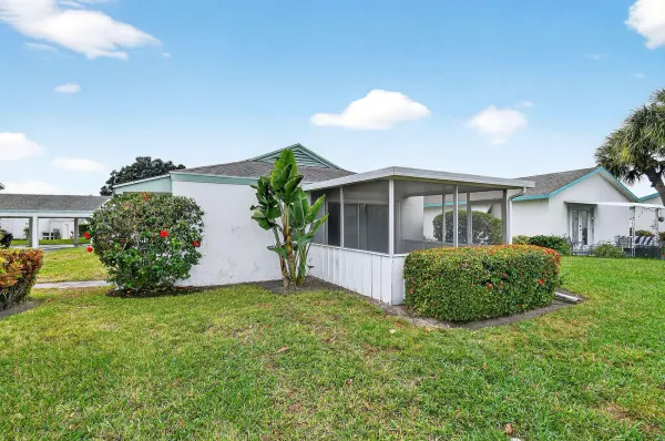 3060 Meridian Way N 8, Palm Beach Gardens, FL 33410