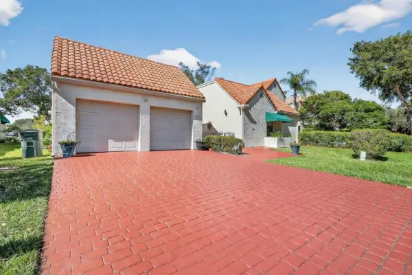 6656 Las Flores Drive, Boca Raton, FL 33433
