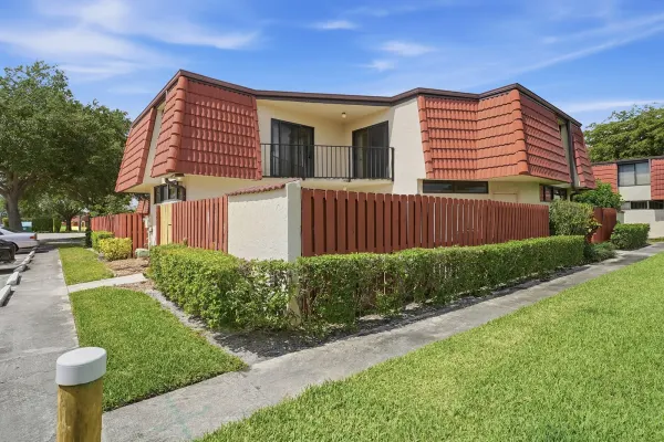 3861 Victoria Drive 3861, West Palm Beach, FL 33406
