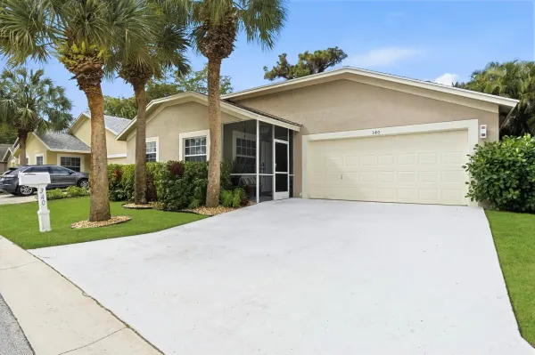 340 Hammocks Trail, Greenacres, FL 33413