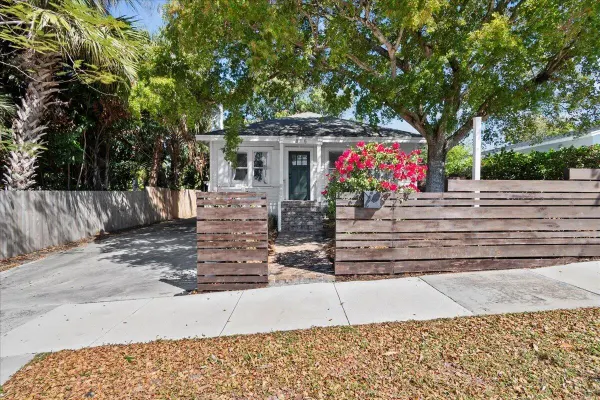 815 Omar Road, West Palm Beach, FL 33405
