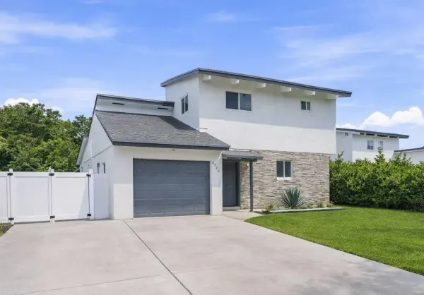 2522 Bessie Street, Delray Beach, FL 33444