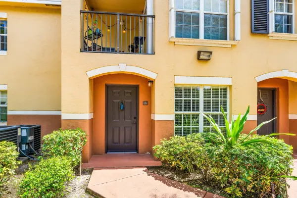 10354 Fox Trail Rd S. 1509, Royal Palm Beach, FL 33411