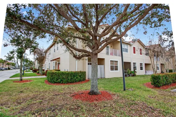 9125 Pershore Place 8204, Tamarac, FL 33321