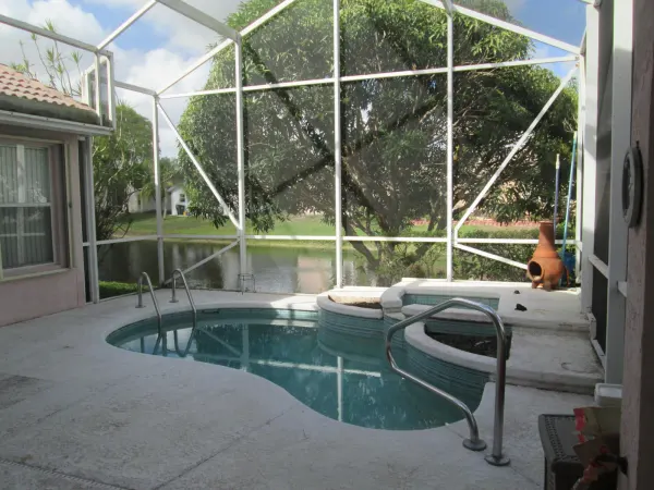 2866 Waters Edge Circle, Greenacres, FL 33413