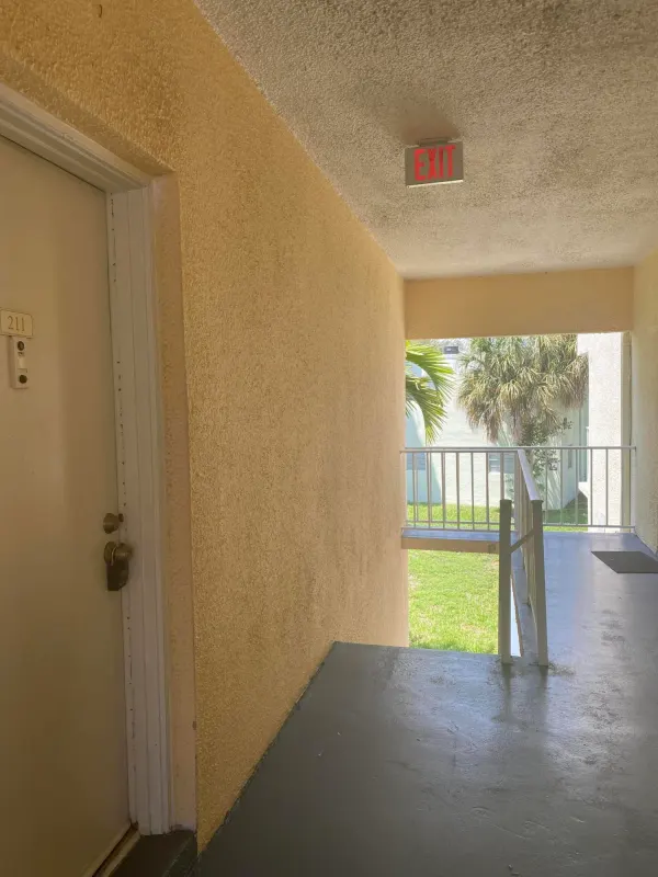 409 Executive Center Drive 211, West Palm Beach, FL 33401