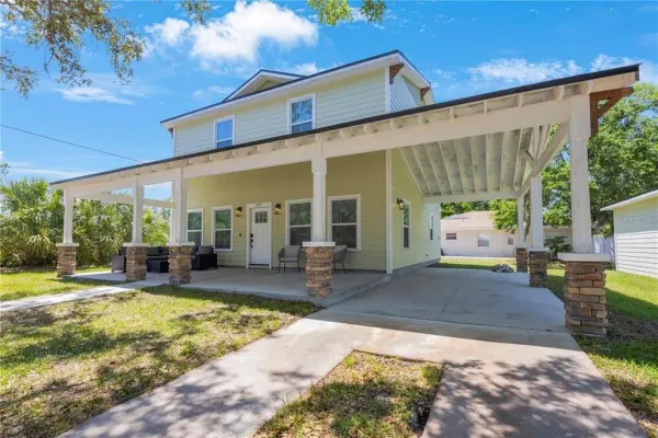 707 N Disston Avenue, Tarpon Springs, FL, 34689