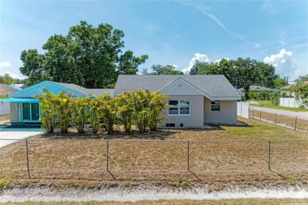 901 Oak Street SW, Ruskin, FL, 33570