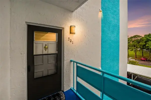 5970 80th St N, Unit 301, St Petersburg, FL, 33709