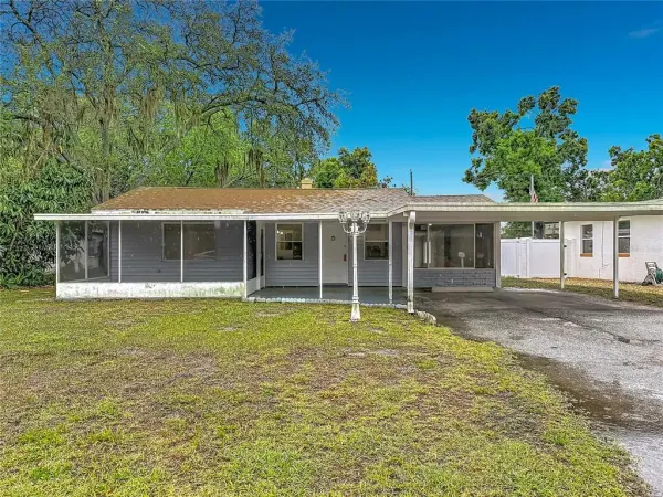 1328 Divot Lane, Tampa, FL, 33612