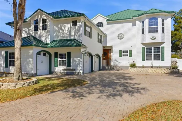 300 NW 12th Avenue, Crystal River, FL, 34428