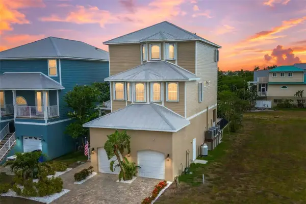 1340 Apollo Beach Boulevard S, Apollo Beach, FL, 33572