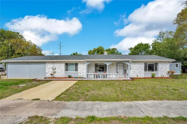 391 N Walton Avenue, Tarpon Springs, FL, 34689