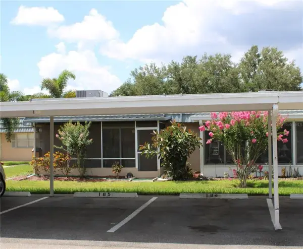 1802 Bedford Terrace, Unit 186, Sun City Center, FL, 33573
