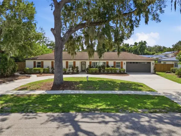 706 S Oakwood Avenue, Brandon, FL, 33511
