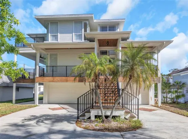 606 Indiana Avenue, Crystal Beach, FL, 34681