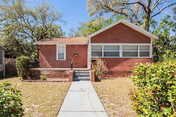 2011 10th Street S, St Petersburg, FL, 33705