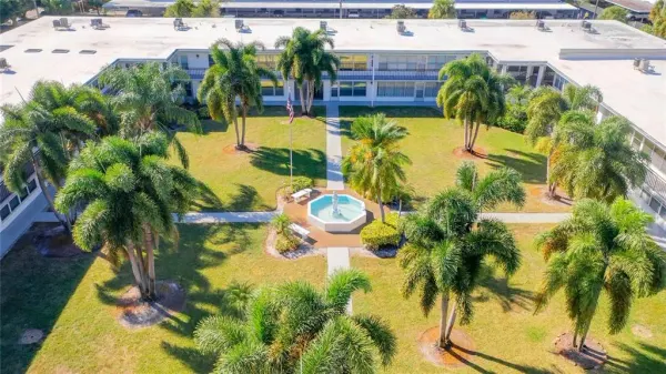 3100 Hartford Street N, Unit 227, St Petersburg, FL, 33713