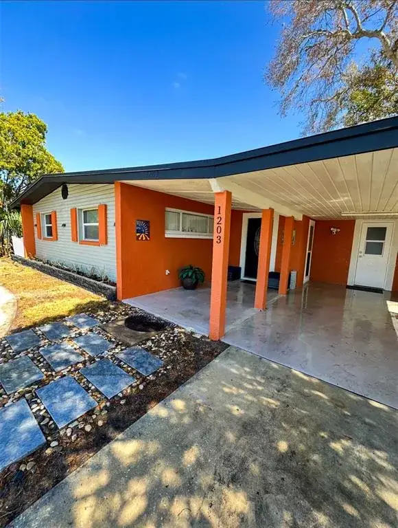 1203 N Saturn Avenue, Clearwater, FL, 33755