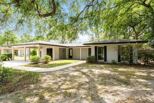 10403 Lake Carroll Way, Tampa, FL, 33618