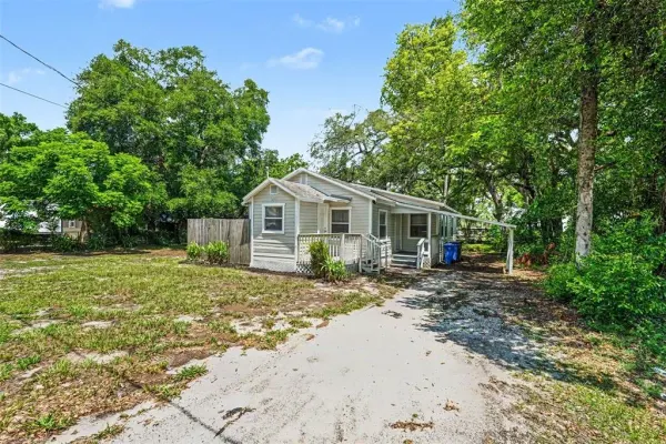 828 E 145th Avenue, Tampa, FL, 33613
