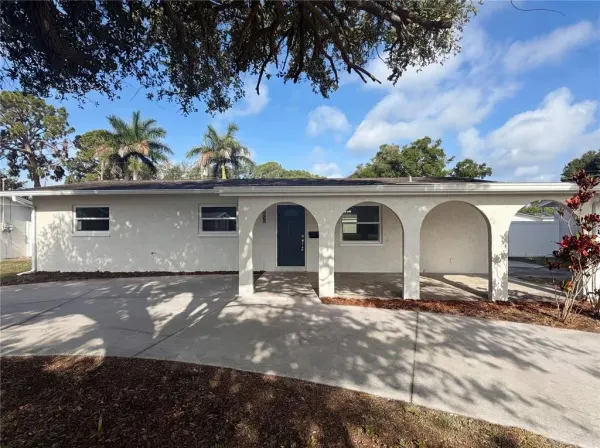 2890 53rd Street N, St Petersburg, FL, 33710