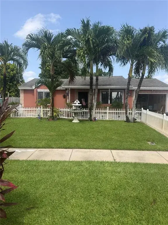 1304 Donwoods Lane, Royal Palm Beach, FL, 33411