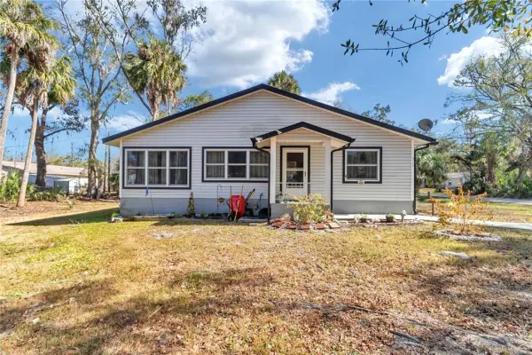 715 NE 12th Terrace, Crystal River, FL, 34428