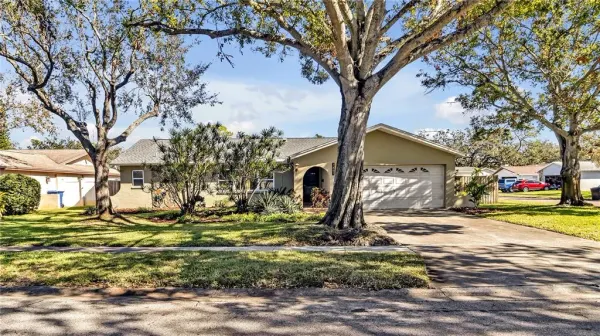 7801 17th Way N, St Petersburg, FL, 33702