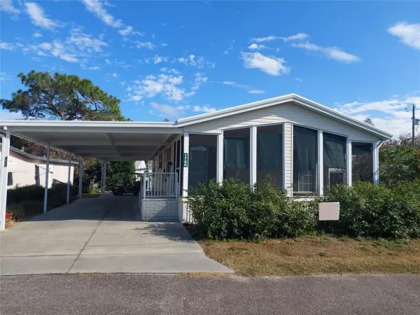 1760 Dorothy Boulevard, Lutz, FL, 33558