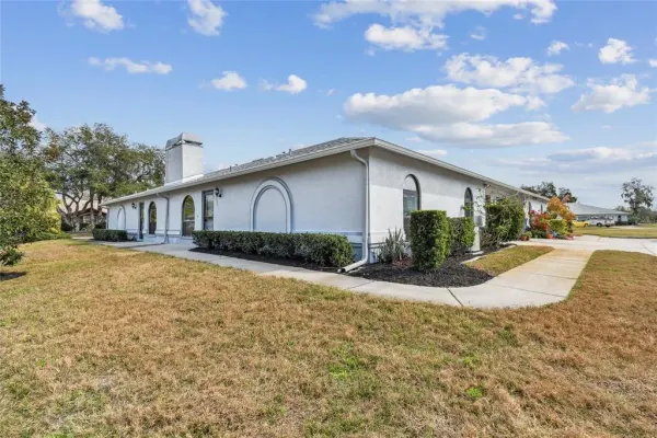 23227 Club Villas Drive, Unit 38, Land O Lakes, FL, 34639