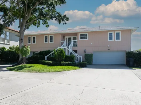 6663 Bayou Grande Boulevard NE, St Petersburg, FL, 33702