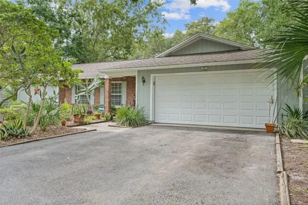155 Woodcutter Lane, Palm Harbor, FL, 34683