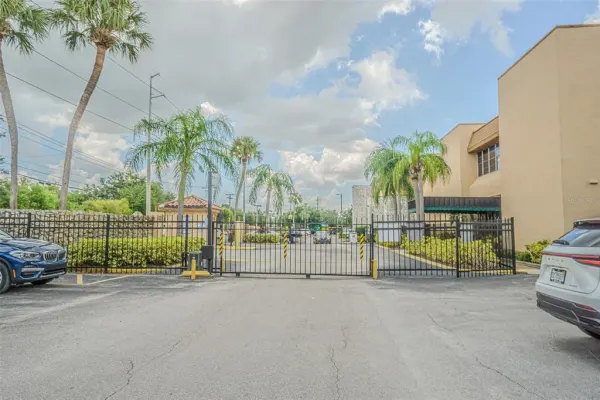 5820 N Church Avenue, Unit 339, Tampa, FL, 33614