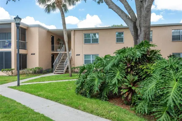 4718 Christa Court, Unit 314, Tampa, FL, 33614