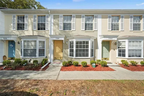 37240 Embassy Park Lane, Dade City, FL, 33525