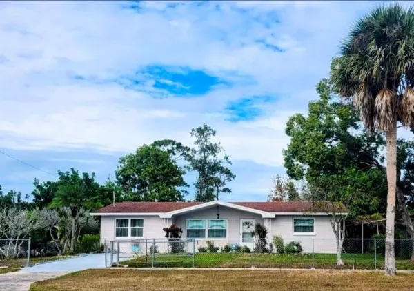 1010 Gulf Road, Tarpon Springs, FL, 34689