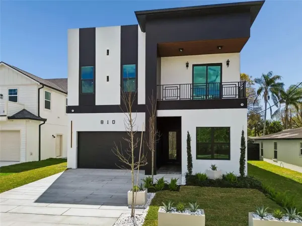 810 W Braddock Street, Tampa, FL, 33603