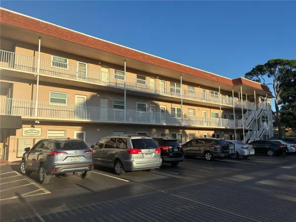 6645 1st Avenue N, Unit 307, St Petersburg, FL, 33710
