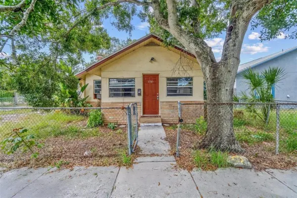 1745 44th Street S, St Petersburg, FL, 33711