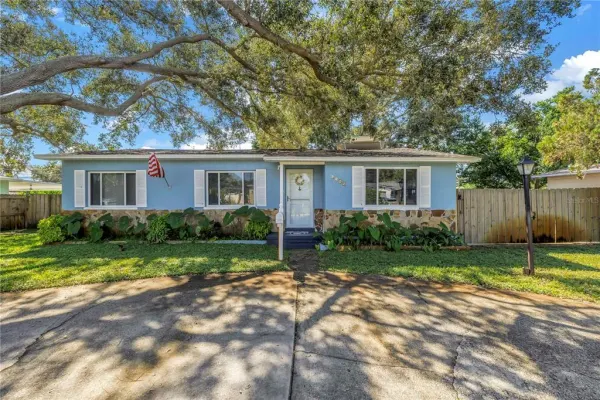 6144 2nd Avenue N, St Petersburg, FL, 33710