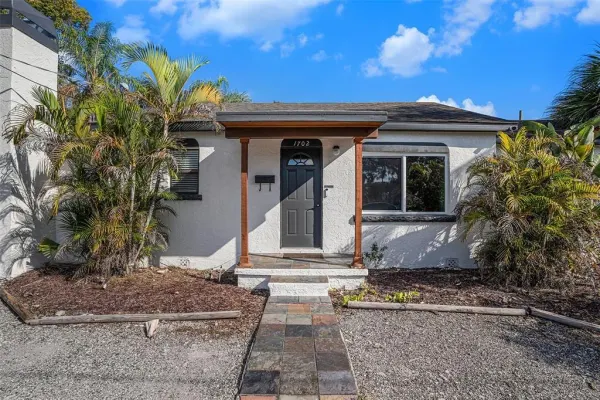 1702 E Knollwood Street, Tampa, FL, 33610