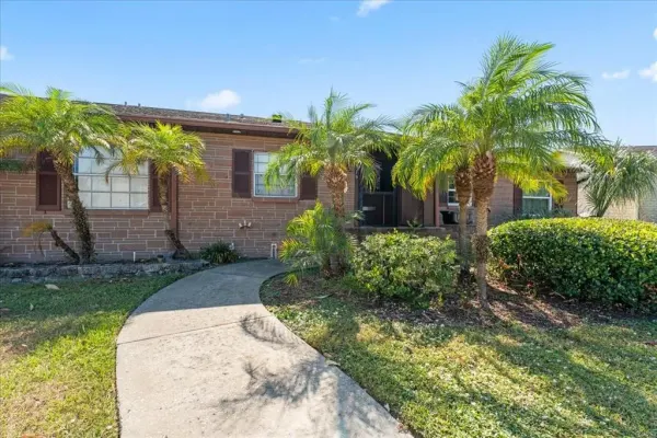 9519 Fieldview Circle, Unit 9519, Thonotosassa, FL, 33592