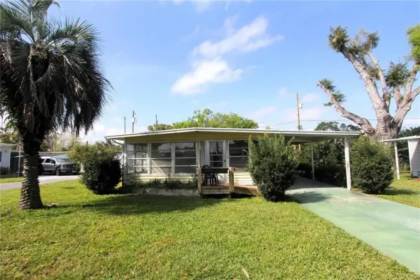 6021 Ridgewood Drive, Zephyrhills, FL, 33542