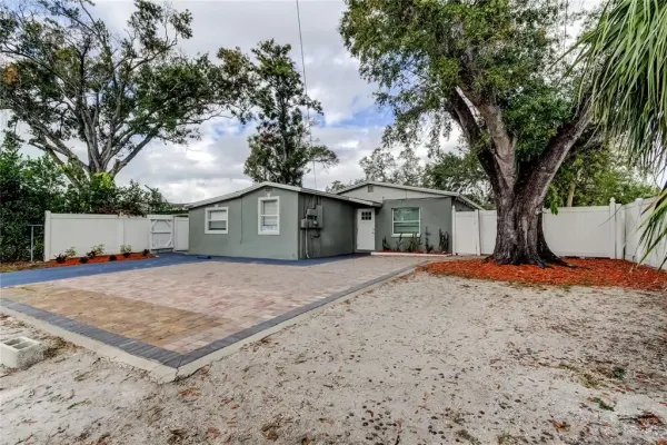 4532 Devonshire Road, Tampa, FL, 33634