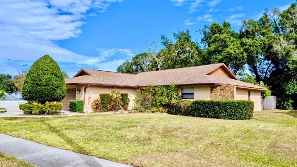 1406 Sandalwood Drive, Plant City, FL, 33563