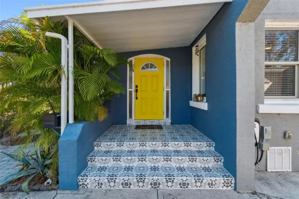 1120 17th Avenue N, St Petersburg, FL, 33704